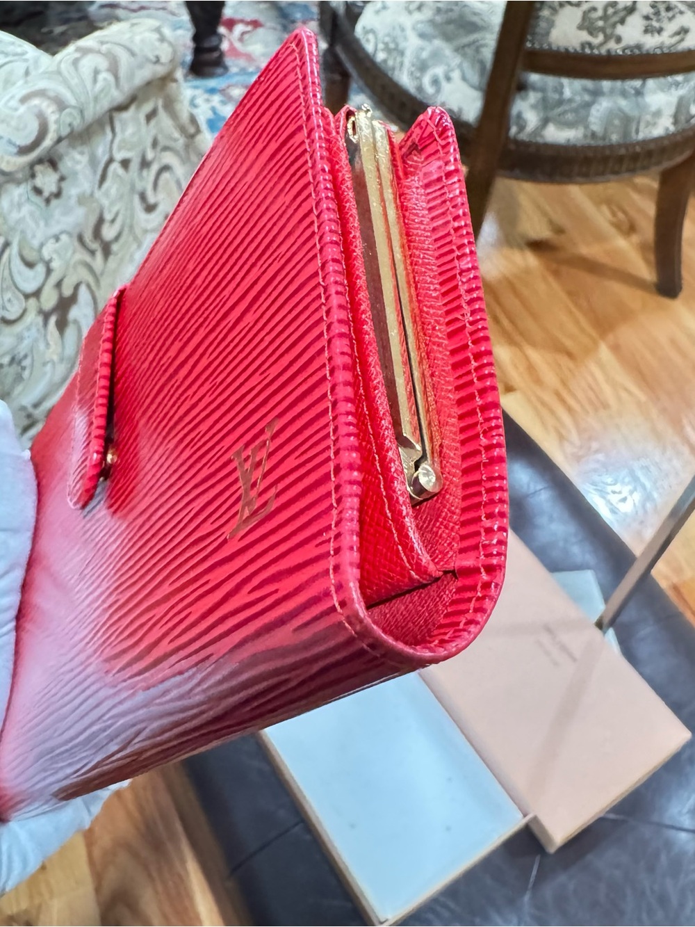Vintage Louis Vuitton Red Epi Leather Continental Long Wallet w/ Kiss lock - Picture 11 of 13